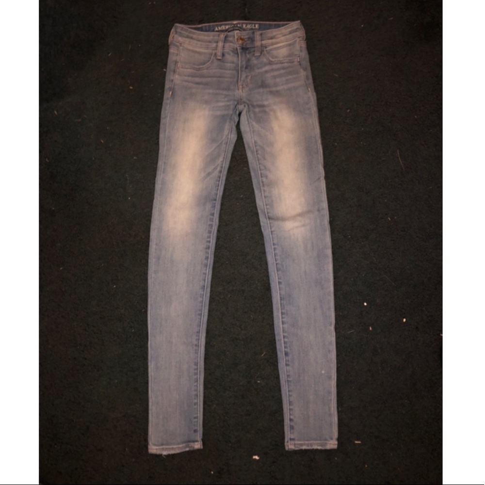 american eagle jeans!